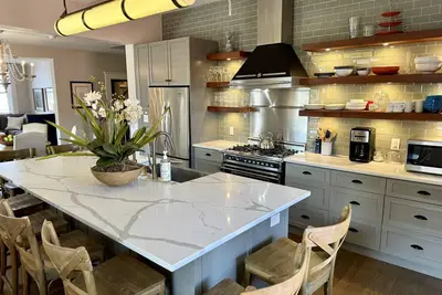 Image de Restauration historique de Upper King! Marchez vers tout!