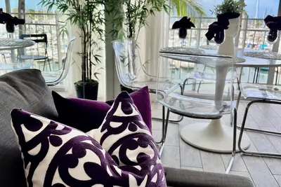 Image de Front Row Seat in this Luxury Condo, Ocean, Yacht Harbor, Fireworks, Restaurants