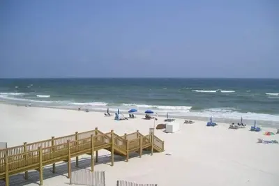 Image de Vue Directe Sur Le Golfe Du Balcon / 2br / 2ba / 9ème étage / Parking couvert réservé