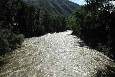 Image de Riverside Retreat sur la rivière Roaring Fork