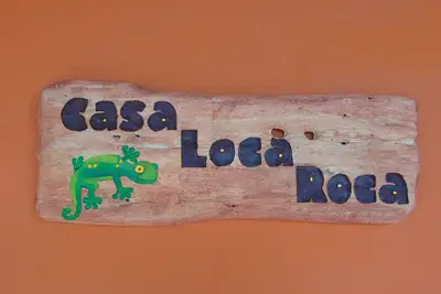 Image de Casa Loca Roca: une vie confortable et unique à quelques pas de Great Surf!