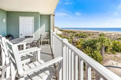 Image de Meilleur Oceanview sur Tybee Island: Oceanfront 3 Bd & 3 Ba w / Private Hot Tub!
