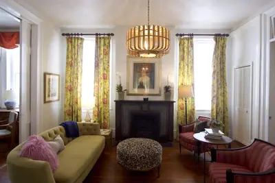 Image de Appartement de Josephine's Garden à quelques pas de la rue King Dans Une Maison De 1882 Soigneusement Rénovée