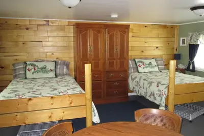 Image de Cabines Riverside de Finley | Cabine #E