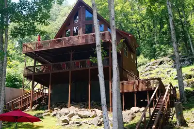 Image de Isolé Lynch Hollow Lagoon Cabin 2018! !