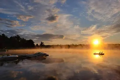 Image de Lakefront Cottage sur la plage