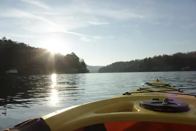 Image de Réservez Maintenant pour le printemps / été avant que les dates Ur ne soient finies! Foyer, ping-pong, kayaks