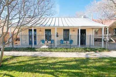 Image de Cottage Historique 2 Chambres - Centre-Ville