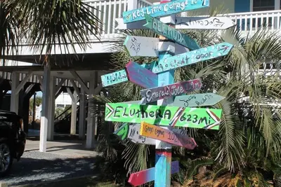 Image de Mignonne! Cottage nouvellement rénové Oib Cottage 2ème rangée, 3 blocs de Pier!