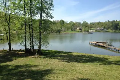 Image de Incroyable Lakefront Retreat-Relax, Rajeunir: dock canoë kayak