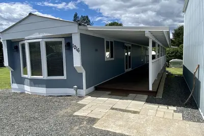 Image de Seven Bays Location de vacances au bord du lac Roosevelt