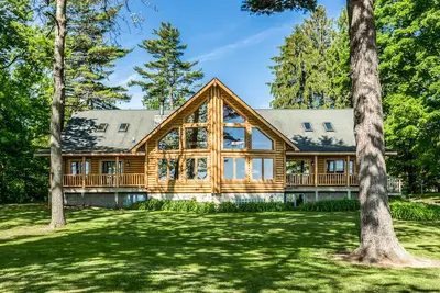 Image de Lexington - Lake Huron - Grande maison en bois rond - Sandy Beach / Sunrise