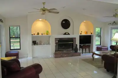 Image de Tampa Cottage - Spa / Echo / Animaux / Plages / Busch Gardens / Usf