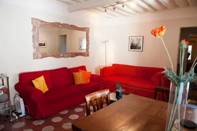 Image de Romantique 2br 2ba Apt W / au cœur des murs de Lucques. Wifi gratuit
