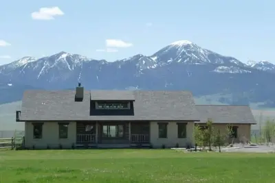 Image de Rennells House - Meilleur rapport qualité / prix avec une vue incroyable près de la ville!
