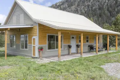 Image de Nouveaux Tarifs Bas - Cabine avec façade sur la rivière Madison