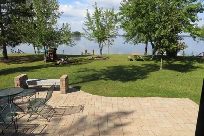 Image de Maison de vacances sur l'eau avec votre propre quai, Castle Rock Lake Wi $ 1, 036 / w
