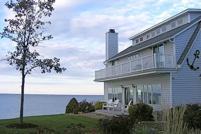 Image de Spectaculaire Beach House environs de Cedar Point dans Mitiwanga Plage