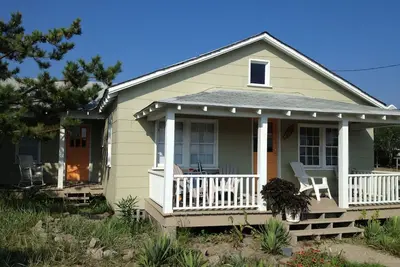 Image de Le Surf Shack, charmant chalet historique, à quelques pas de la plage, Nags Head Mp 11
