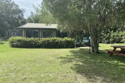 Image de Lac Kerr Cottage- Jones