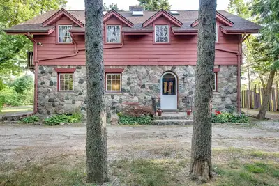 Image de Maison de vacances offrant un cadre champêtre à Ann Arbor
