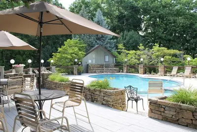 Image de Knauth's Grandview Condo