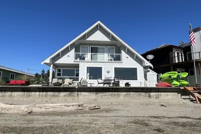 Image de Escapade en bord de mer - baignade, pêche et plage privée