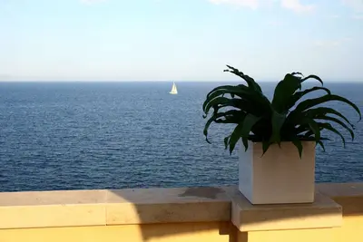 Image de Appartement de luxe dans immeuble ancien avec vue sur l'océan à couper le souffle dans Ortigia