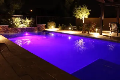 Image de Phoenix / Gilbert Arizona Paradise, grand jardin avec grande piscine