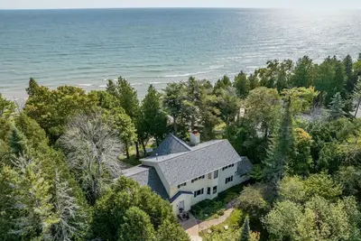 Image de Lake Summer Waterfront Summer House