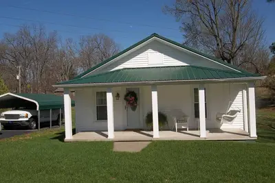 Image de Maison de vacances pour les plaisanciers, les pĂŞcheurs et les chasseurs.