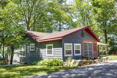 Image de Romantique, charmant, 2 chambres Cottage sur le lac Lamoka