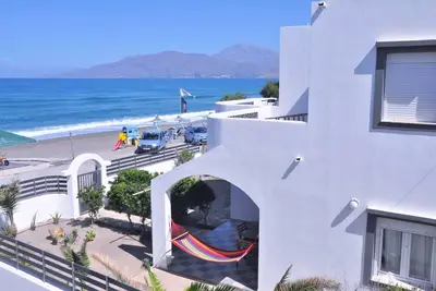Image de Kalamaki SeaSide - Tout Villa juste en face de la plage