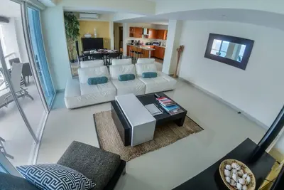 Image de Nouveau sur le marché condo en bord de mer à Peninsula Grand Cozumel!