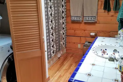 Image de Cozy cabane en rondins dans les Alpes de l'Arizona