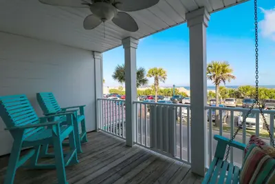 Image de Restez un moment avec Oceanfront Cottage Rentals dans ce condo avec vue sur l'océan!
