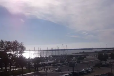 Image de Condo de vacances à Olhao, dans le centre de la ville, à travers la rue de la marina