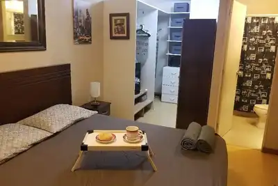 Business-Vacation Condominium R & R
