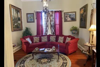 Image de La Maison Blanche historique située au centre-ville de Tucson!