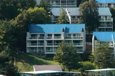 Image de Une chambre / Animaux sympathiques / Bord de l'eau