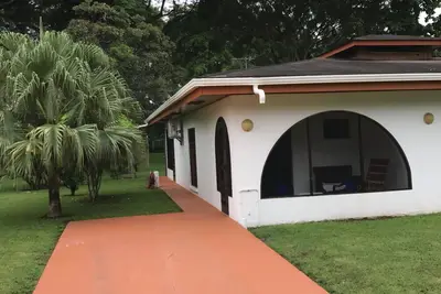 Image de Luxe simple à un prix abordable! Dans Playa Palo Seco