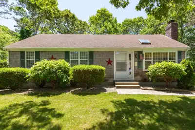 Image de Escapade paisible - Promenade rapide et facile à la plage, quartier calme, près de la rue Main
