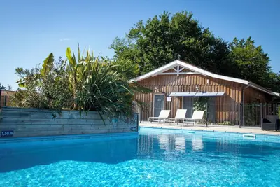 Image de Superbe villa T2 2/4 personnes Vue sur Piscine Jacuzzi