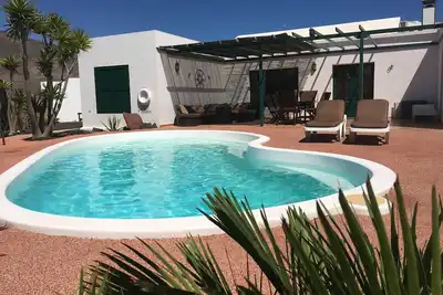 Image de Fantastique grande villa privée de luxe avec piscine chauffée et Wi-Fi