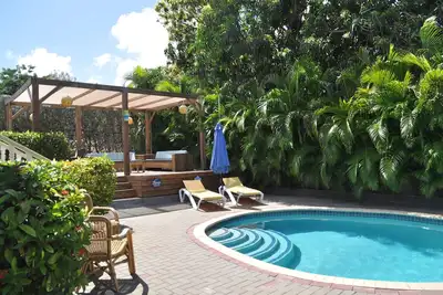 Image de Très belle villa tropicale avec piscine privée à proximité des plages de Jan Thiel