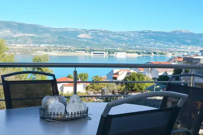 Image de Igor 1, lumineux appartement d'une chambre pouvant accueillir jusqu'à 4 personnes, à 150m de la plage