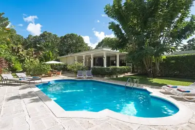 Image de Villa privée Sandy Lane avec piscine et femme de ménage / cuisinier - à quelques pas de la plage