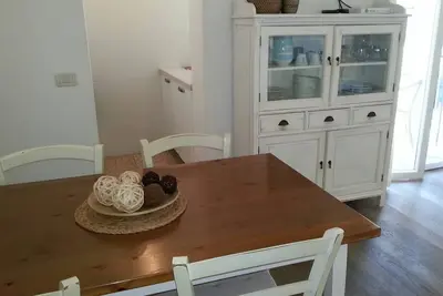 Image de Pour les familles jusqu'à 6 personnes, proche de la plage, parking, utilisation de la piscine