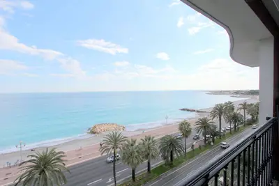 Image de Terrasse avec Superbe Vue Mer, Promenade des Anglais, accès direct plage