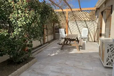 Image de Maison avec terrasse, quartier calme, parking,